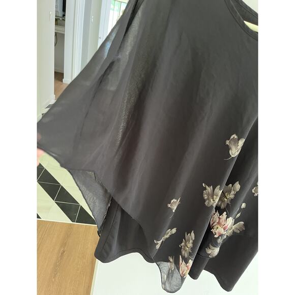Tunic Top Women XL Sheer Floral Overlay Asymmetrical Flowy Batwing Feminine - Picture 4 of 7